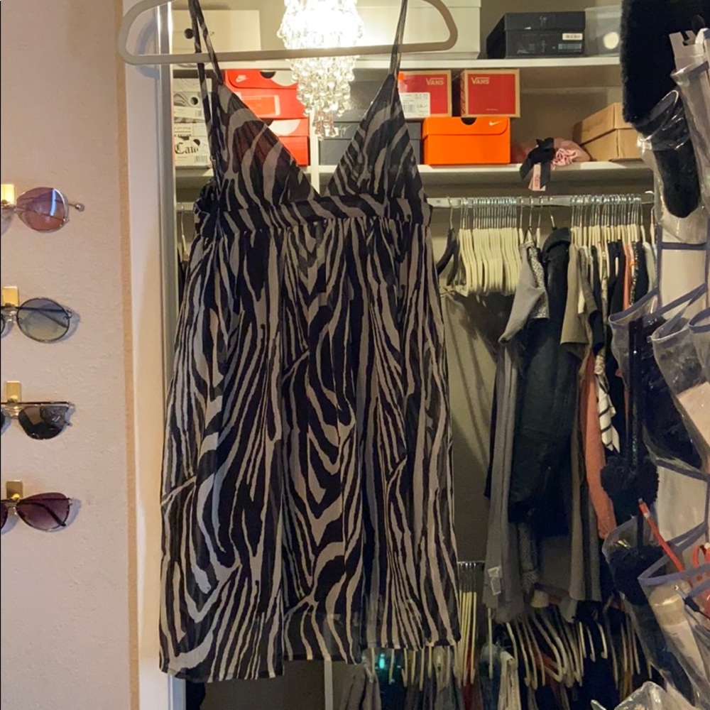 Zebra print flowy dress Sz 6